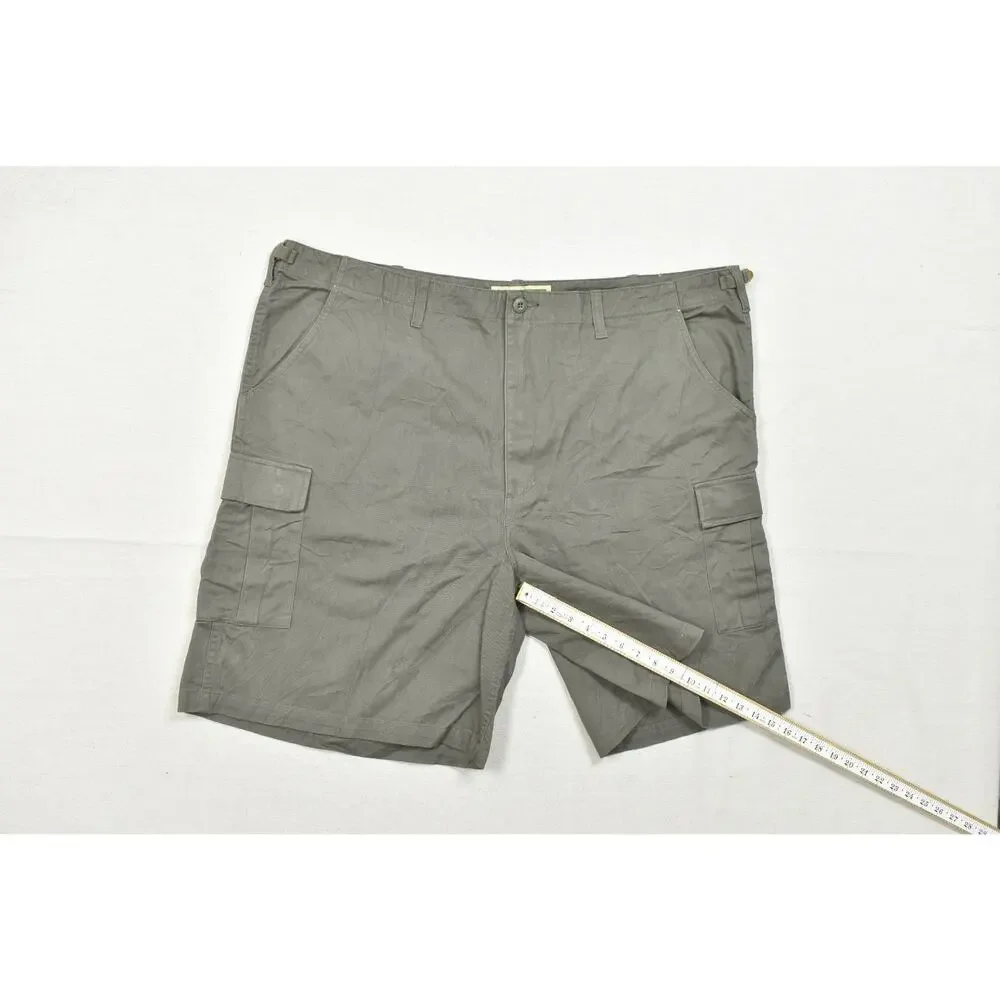 Cabela's Outdoors Men's Size 48 Cargo Shorts Gray 100% Cotton Heavy Duty Utility